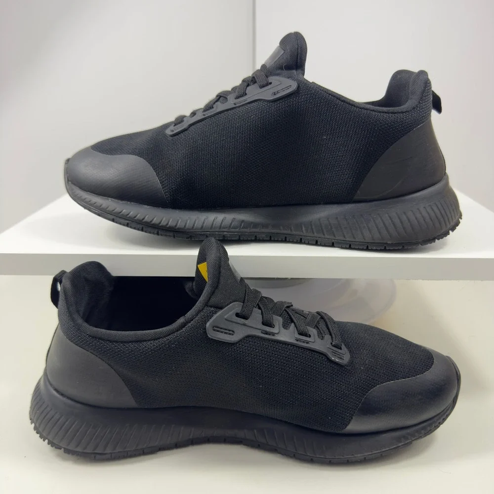 Skechers Work Squad Women Size 8 Black Slip Resistant Wide Fit Shoes 77222W